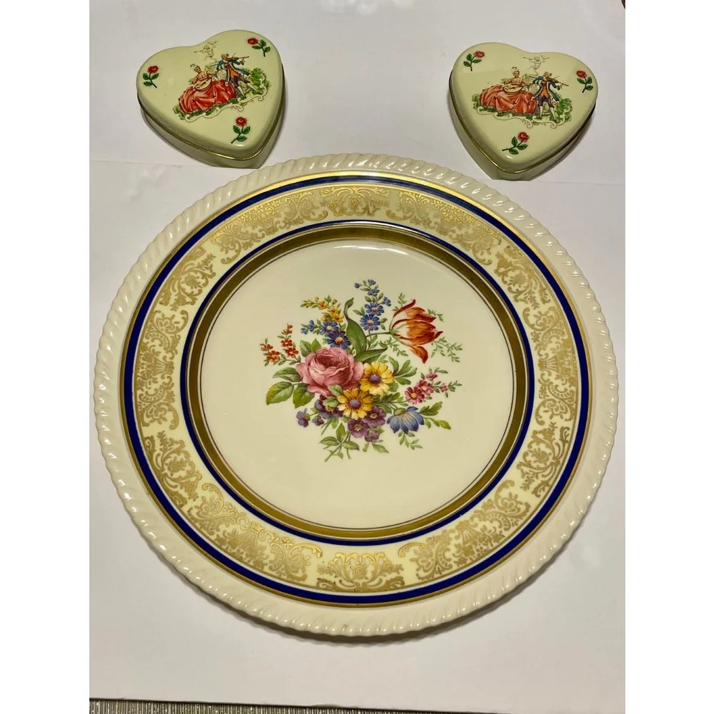 Old English Johnson Bros Floral Rose ornate metallic gold blue scalloped - Picture 9 of 10